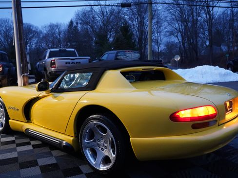Used 1994 Dodge Viper RT/10 image 10