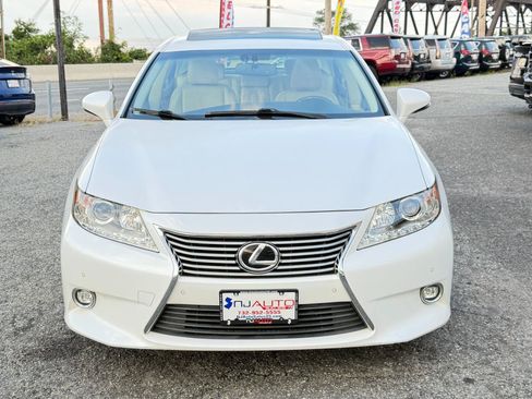 Used 2015 Lexus ES 350 w/ Luxury Package FWD image 10