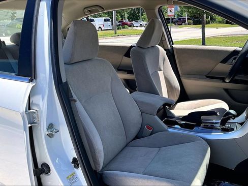 Used 2013 Honda Accord LX image 27