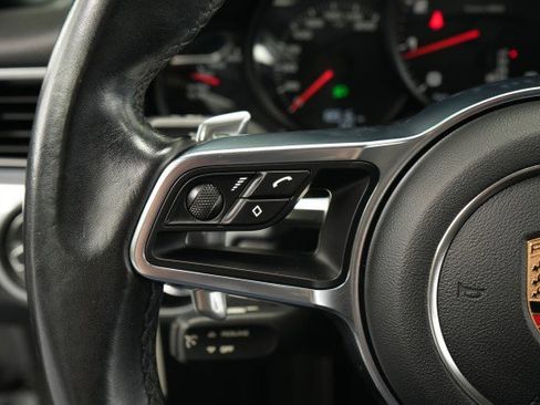 Used 2019 Porsche 911 Carrera 4 AWD/4WD image 43