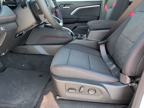 New 2026 Chevrolet Colorado Z71 image 11