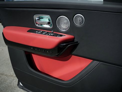 New 2026 Rolls-Royce Cullinan AWD/4WD image 30