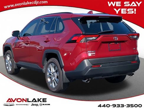 Used 2024 Toyota RAV4 XLE Premium image 4