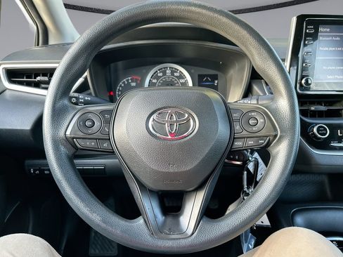 Used 2021 Toyota Corolla LE FWD image 14