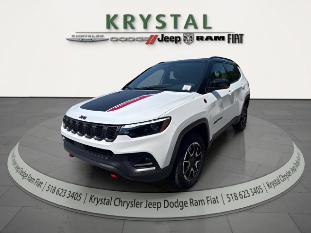 Certified 2025 Jeep Compass Trailhawk w/ Trailhawk Elite Group AWD/4WD image 4