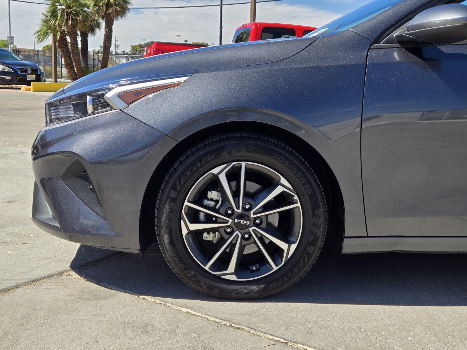 Used 2023 Kia Forte LXS FWD image 5