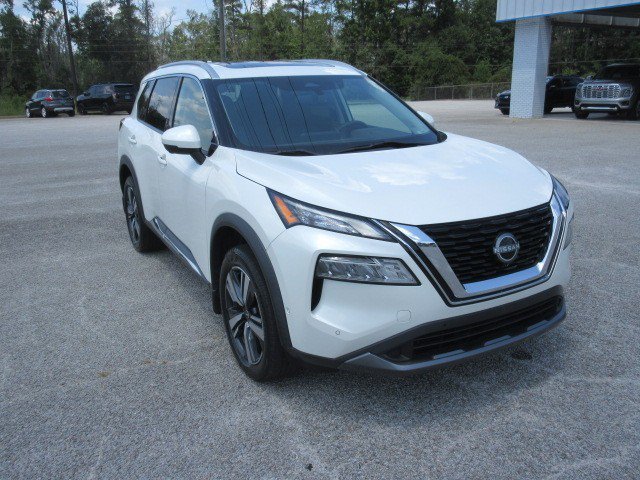 Used 2023 Nissan Rogue SL w/ SL Premium Package FWD image 4