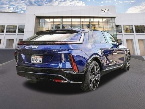 Used 2026 Cadillac Lyriq Signature Sport RWD image 4