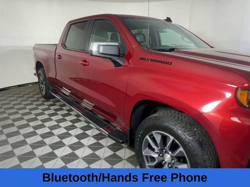 Used 2021 Chevrolet Silverado 1500 LT w/ Convenience Package II AWD/4WD image 11