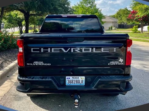 Used 2020 Chevrolet Silverado 1500 Custom w/ Custom Value Package RWD image 15