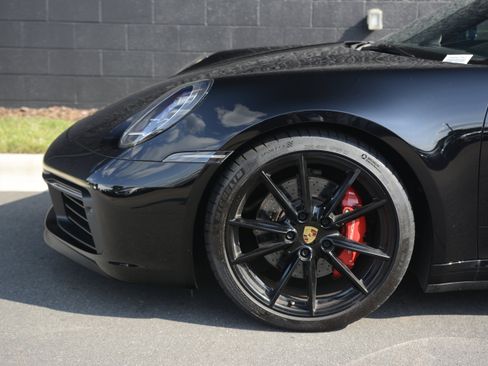 Certified 2020 Porsche 911 Carrera S RWD image 30