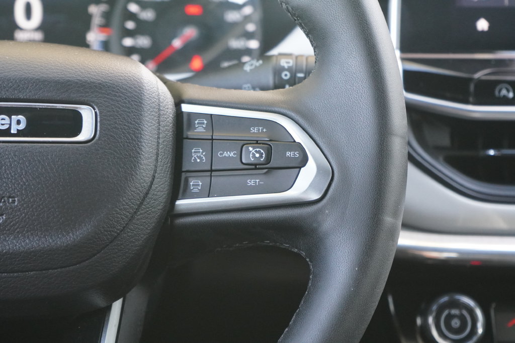Used 2024 Jeep Compass Limited AWD/4WD image 15