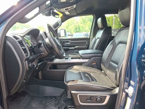 Used 2023 RAM 1500 Laramie AWD/4WD image 14