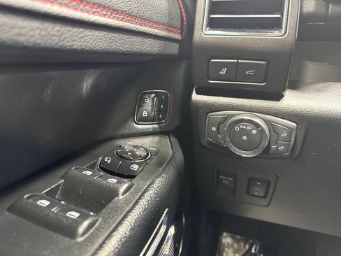 Used 2020 Ford Expedition Limited w/ Equipment Group 303A AWD/4WD image 17