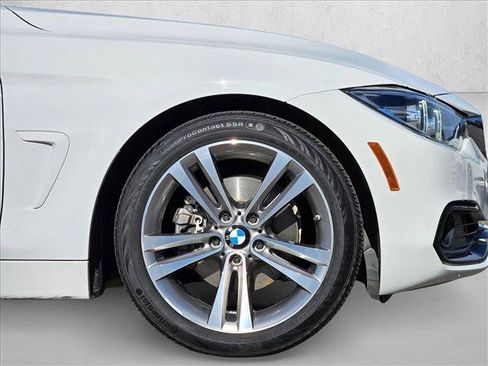 Used 2019 BMW 430i Convertible image 23