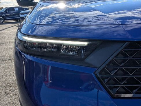 Used 2025 Honda Accord Sport image 11