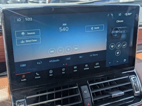 Used 2023 Lincoln Navigator Reserve AWD/4WD image 25
