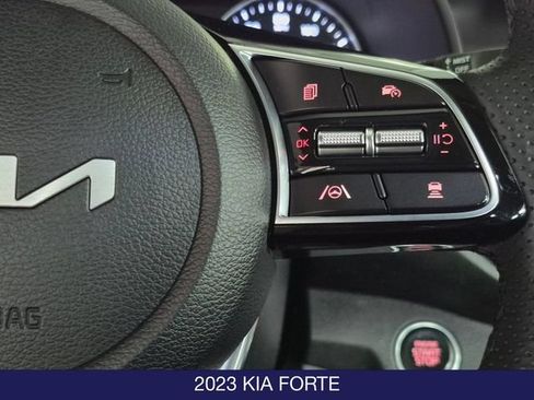 Used 2023 Kia Forte GT-Line w/ GT-Line Premium Package FWD image 17