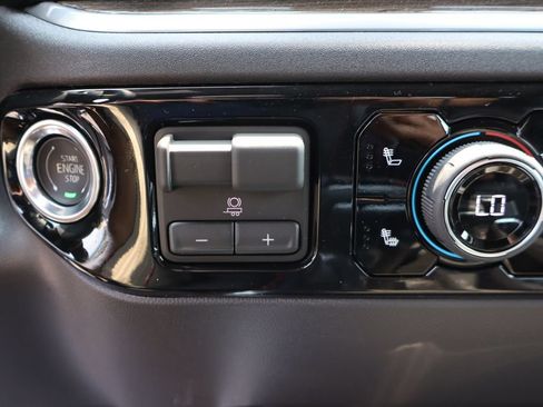 New 2026 Chevrolet Silverado 1500 LT Trail Boss w/ LT Trail Boss Premium Package AWD/4WD image 18