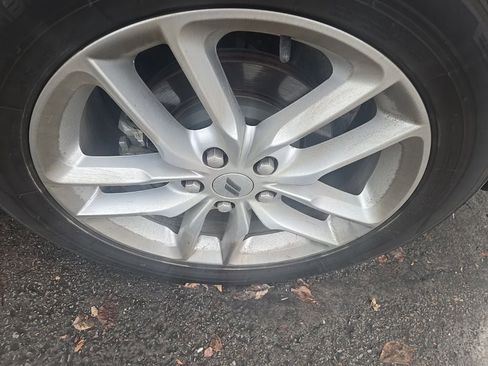 Used 2023 Dodge Durango GT image 7