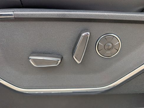 New 2025 Ford F150 Platinum w/ Equipment Group 702A High image 25