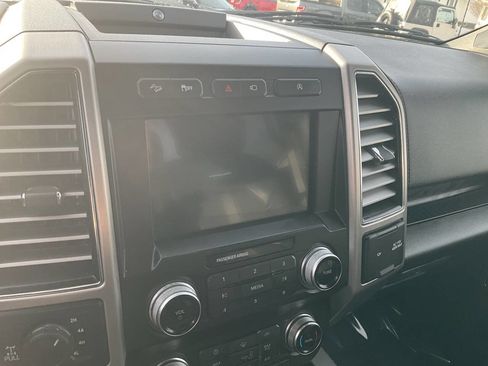 Used 2019 Ford F150 Platinum w/ Equipment Group 701A Luxury image 16