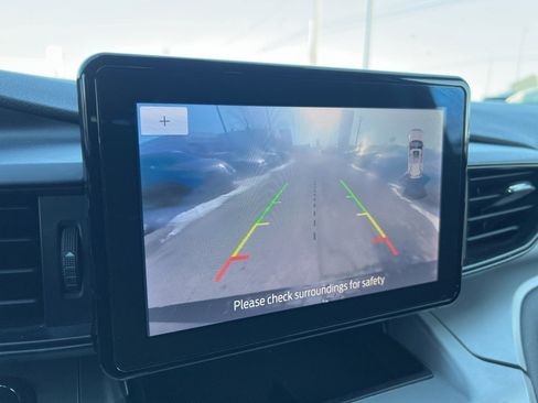 Used 2020 Ford Explorer XLT w/ Comfort Package image 13