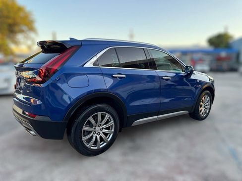 Used 2021 Cadillac XT4 Premium Luxury image 11