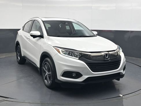 Used 2022 Honda HR-V EX image 2