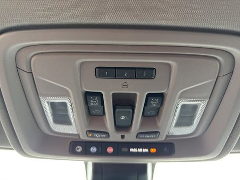 Used 2020 Chevrolet Silverado 1500 LTZ w/ LTZ Premium Package image 13