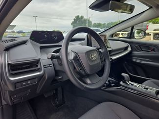 Used 2024 Toyota Prius LE FWD video 2