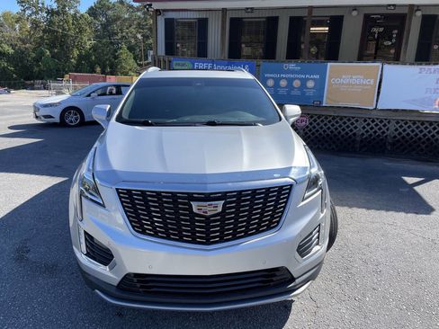 Used 2020 Cadillac XT5 Premium Luxury image 2