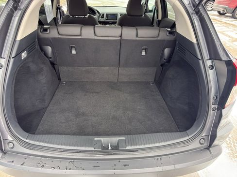 Used 2022 Honda HR-V EX image 14
