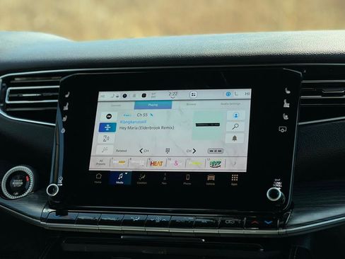 Used 2024 Jeep Wagoneer Series II w/ Flexible Seating Group image 22