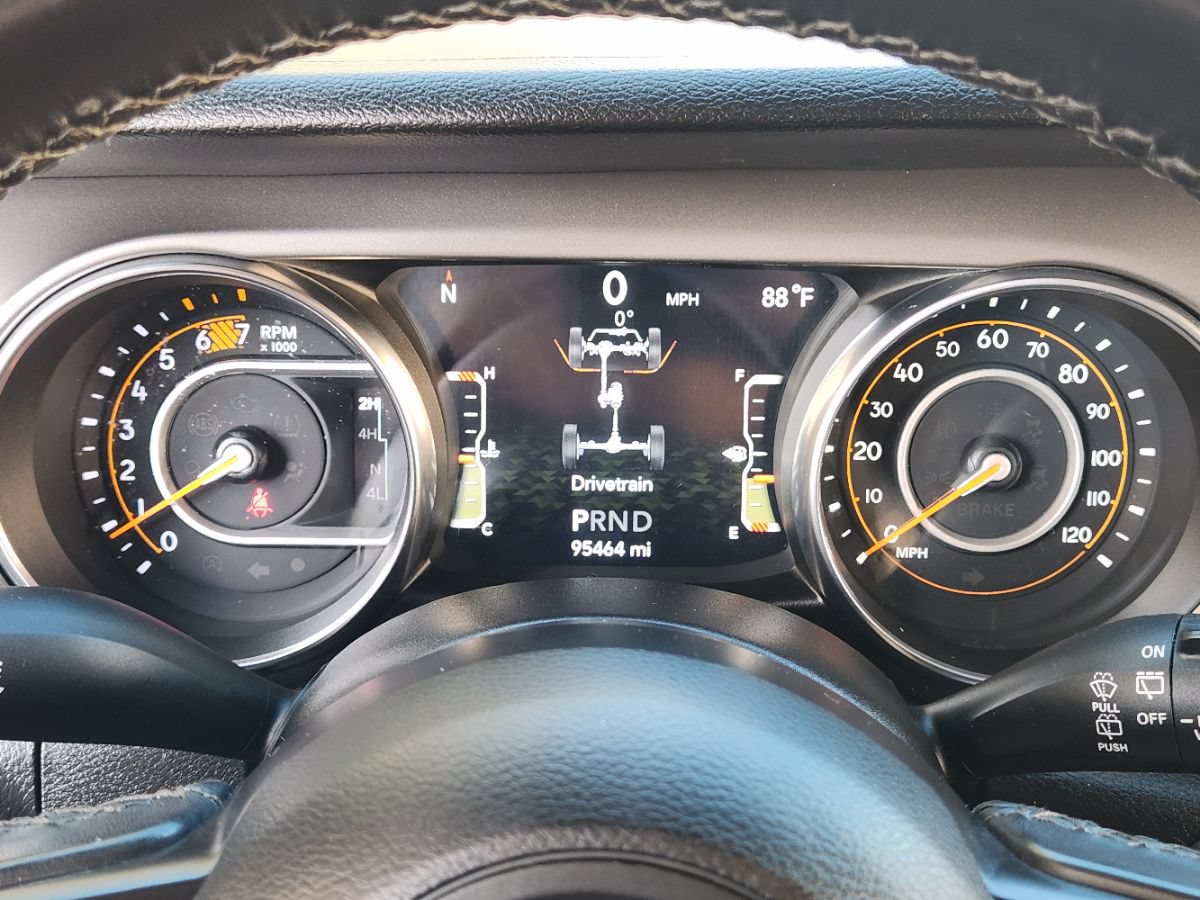 Used 2021 Jeep Wrangler Unlimited Sport AWD/4WD image 31