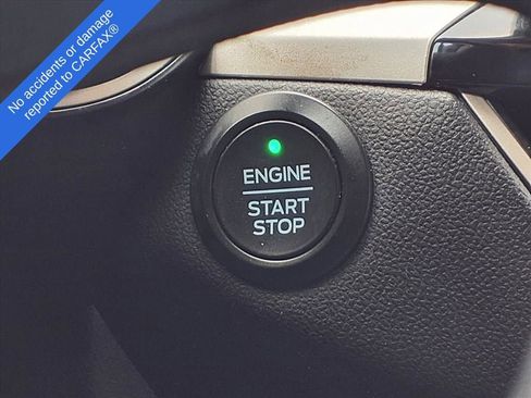 Used 2020 Ford Escape SE image 27