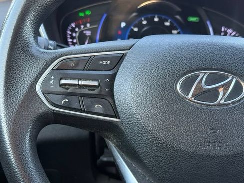 Used 2020 Hyundai Santa Fe SEL FWD image 24