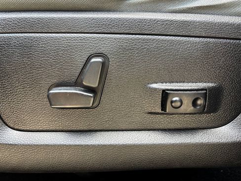Used 2019 RAM 1500 Big Horn AWD/4WD image 51