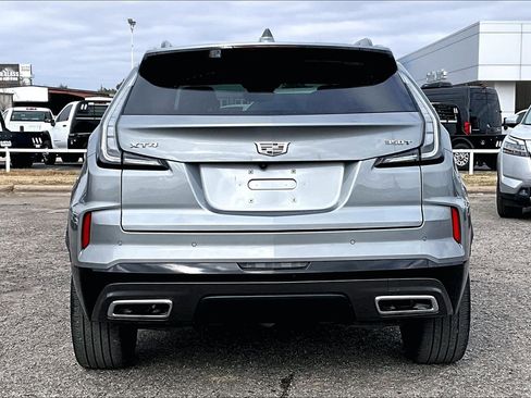 Used 2024 Cadillac XT4 Sport image 4