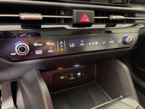 New 2026 Kia Sportage EX w/ EX Panorama Roof Package image 27