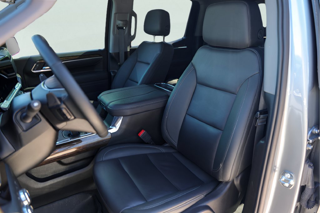 Used 2026 GMC Sierra 1500 Elevation w/ Elevation Premium Package AWD/4WD image 9
