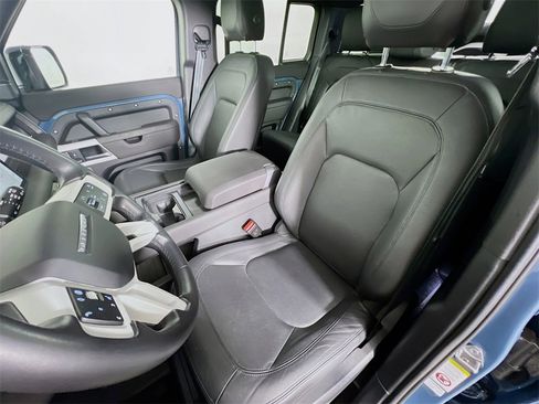 Used 2024 Land Rover Defender 110 S image 22