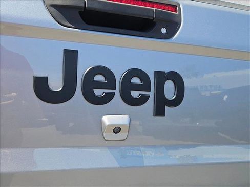 Used 2020 Jeep Gladiator Sport w/ Quick Order Package 24S AWD/4WD image 28