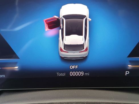 Used 2025 BMW X3 xDrive30i w/ Premium Package image 16