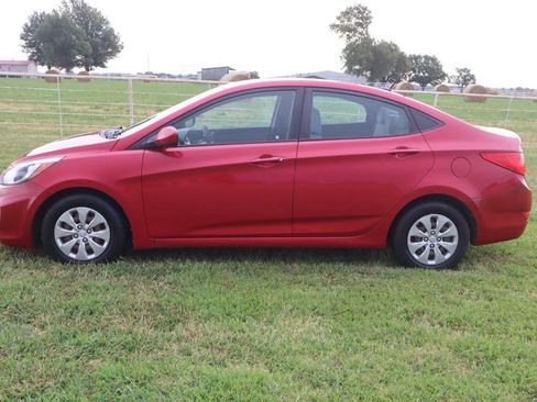 Used 2017 Hyundai Accent SE FWD image 10