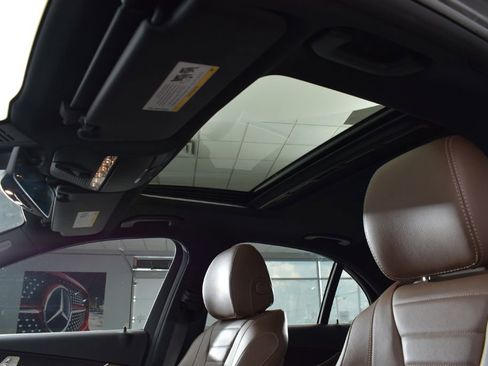 Certified 2017 Mercedes-Benz E 300 image 12