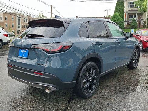 Used 2024 Honda HR-V Sport image 4