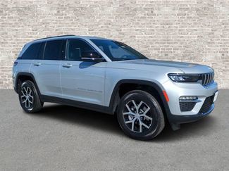 New 2025 Jeep Grand Cherokee Limited w/ Trailer Tow Package video 1