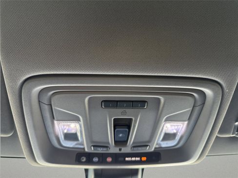 Used 2019 GMC Sierra 1500 SLT w/ SLT Premium Plus Package image 30