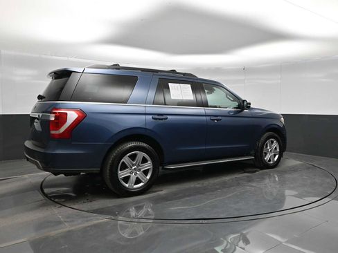Used 2020 Ford Expedition XLT w/ Equipment Group 202A AWD/4WD image 8